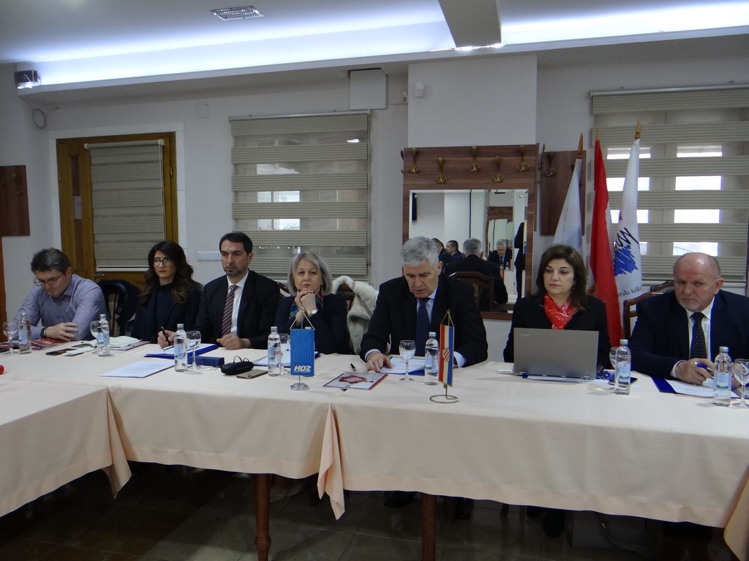 HDZ BiH podržava jednoglasan stav HNS-a o zajedničkom nastupu na Lokalnim izborima 2020. godine