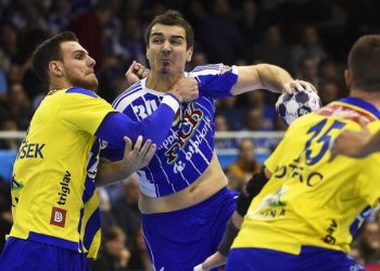 Denis Buntić raskinuo ugovor s mađarskim Pick Szegedom