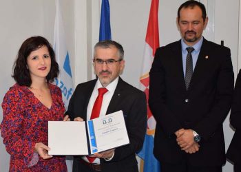 Filozofski fakultet u Mostaru dodijelio Dekanove nagrade najboljim studentima