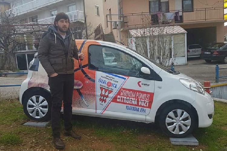 Josip Šušak preuzeo automobil Citroen C1