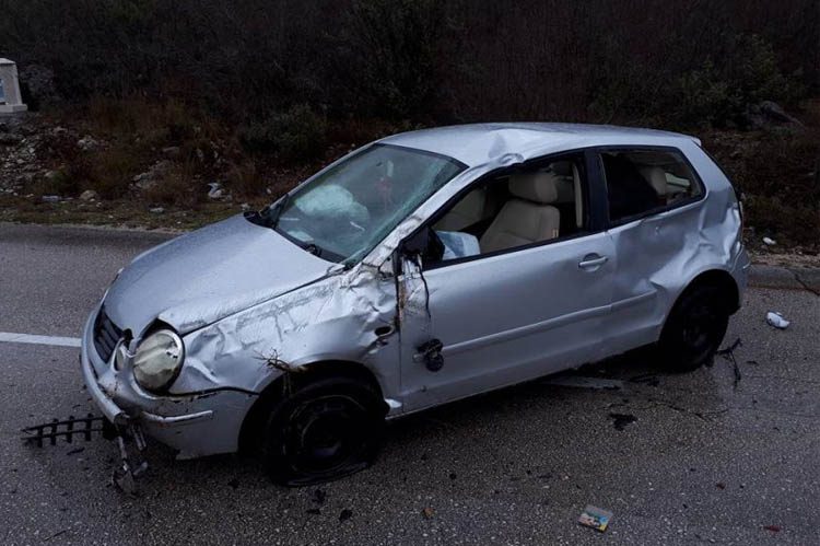 U prometnoj nesreći kod Ljubuškog smrtno stradala ženska osoba