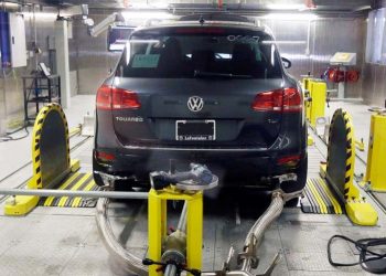 Volkswagen povlači preko 57 tisuća Touarega