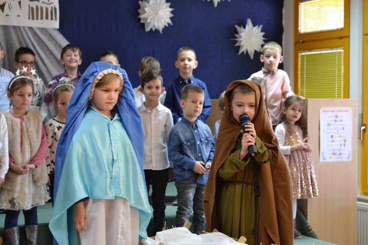 Široki Brijeg: Božićna priredba u Dječjem vrtiću „Trnoružica“