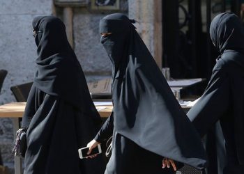 Izmjene zakona: Dopušteno nošenje brade i vjerske odjeće ako ne utječu na nepristran rad institucija FBiH