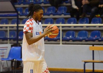 Najbolji igrač Širokog T.J. Cromer pozvao publiku na utakmicu protiv Kaknja