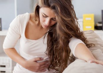 Prirodni lijekovi: Gospina trava liječi glavobolju, menta želudac