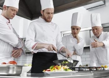 RH nedostaje tisuće kuhara, samo u ŽZH i HNŽ ima ih 850 nezaposlenih