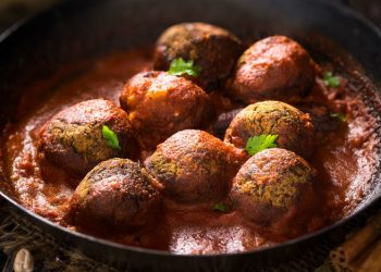 Recept za lažne mesne okruglice koje pucaju od proteina