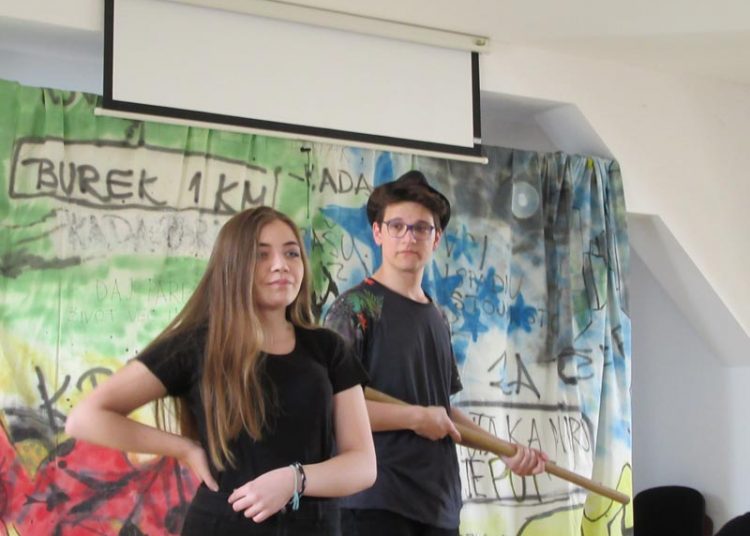 U Ljubuškom izvedena predstava “Maslinova grana”