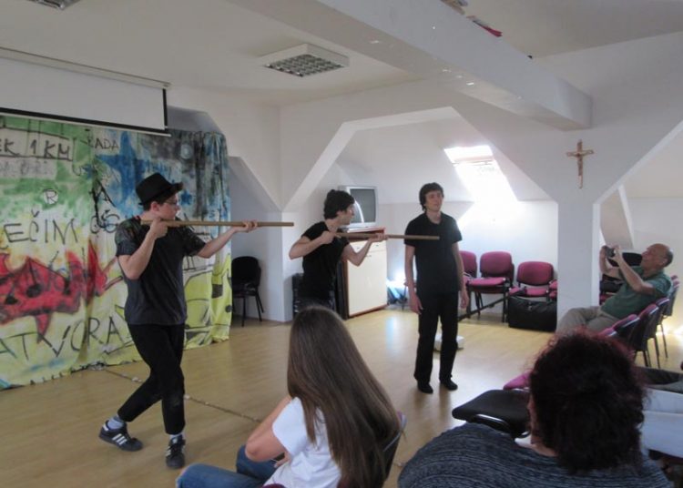 U Ljubuškom izvedena predstava “Maslinova grana”