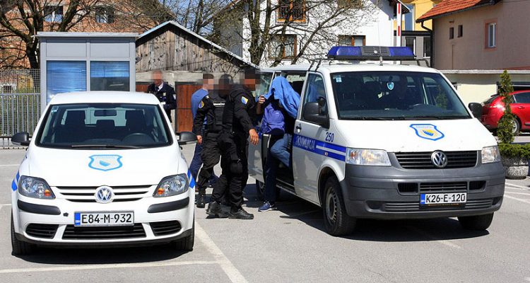 Više od 20 uhićenih u BiH i Hrvatskoj zbog krijumčarenja migranata