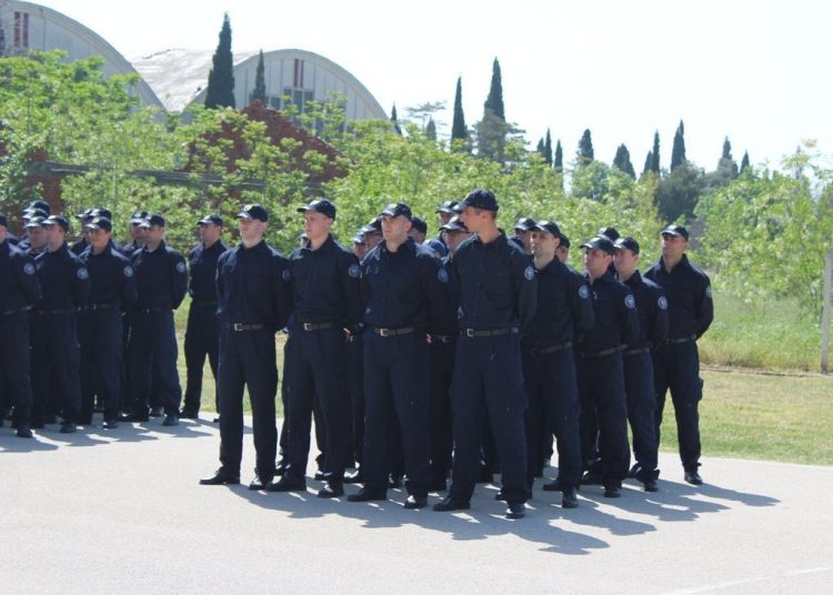 FOTO: U Mostaru održana svečanost promocije 49 kadeta Granične policije