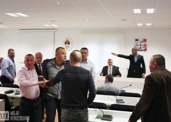 Vijećnik udario predsjednika Općinskog vijeća