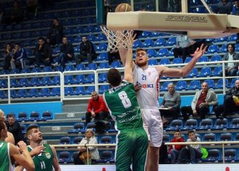 Široki pobijedio Kakanj s +15 i ostao u borbi za doigravanje