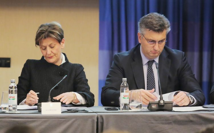 Skandal s mailovima ministrice Martine Dalić uzdrmao je cijelu Hrvatsku