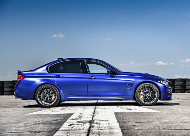 BMW M3 CS do stotke ubrzava za 3,7 s