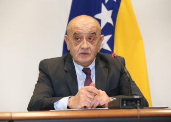 Bevanda: Mektić je napustio sjednicu, migranti su ilegalno premješteni u Salakovac