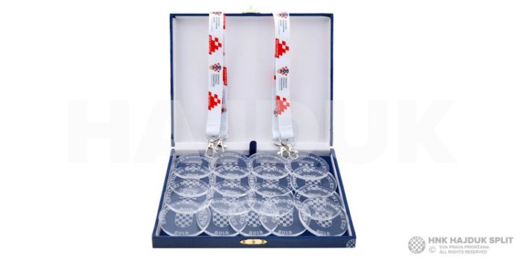 Hajduk poslao medalje članovima Izvršnog odbora HNS-a i zabranio im ulazak u svečanu ložu