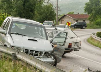 GRUDE: U teškoj prometnoj nesreći ozlijeđene dvije osobe