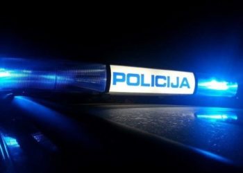 Grude: Bježao policijskoj patroli, pa pri uhićenju policajku udario nogom