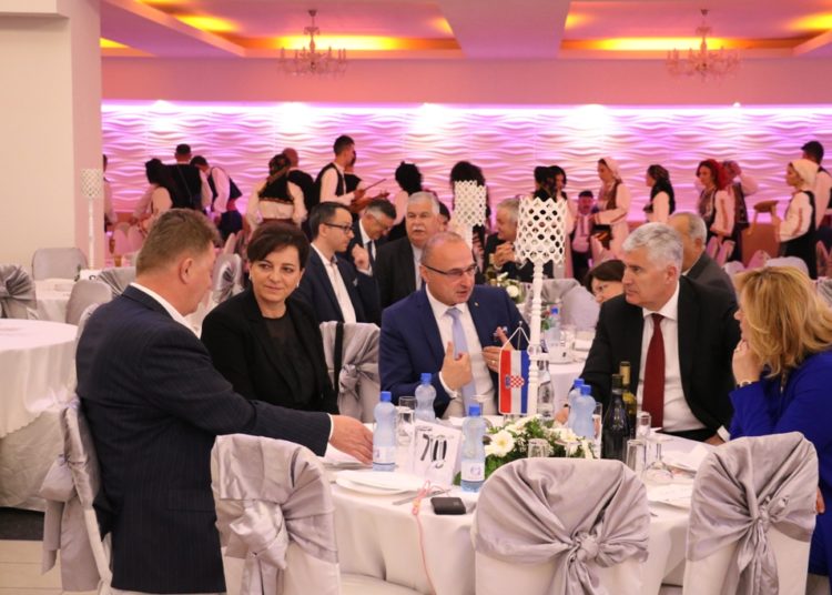 Berlin: „Hercegovačka večer“ (FOTO)