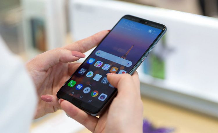 Huawei prodao rekordan broj pametnih telefona iz nove serije P20