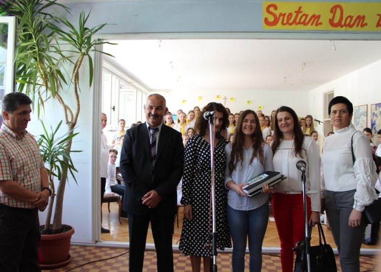 Prva osnovna škola Široki Brijeg proslavila svoj 41. rođendan