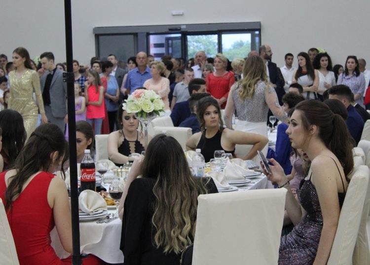 Maturalna zabava 45. generacija maturanata Srednje strukovne škole Široki Brijeg