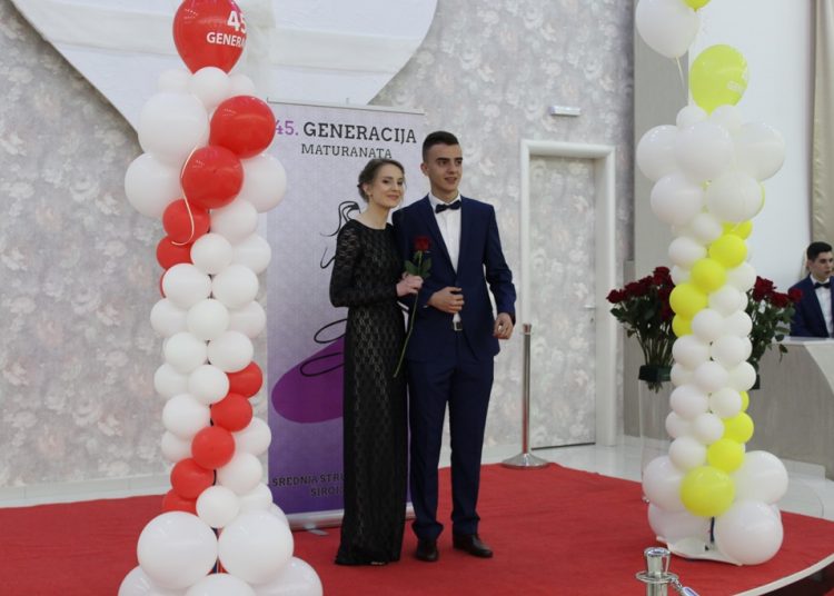 Maturalna zabava 45. generacija maturanata Srednje strukovne škole Široki Brijeg