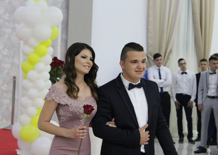 Maturalna zabava 45. generacija maturanata Srednje strukovne škole Široki Brijeg