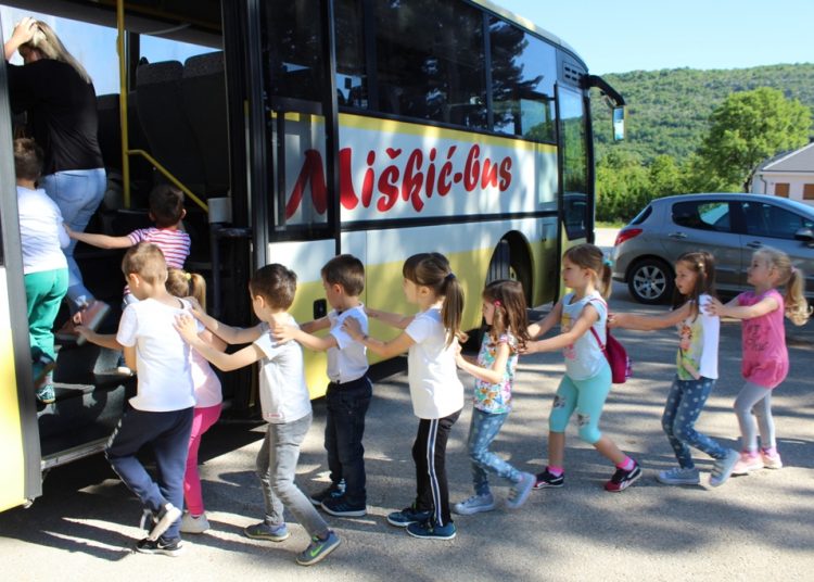 Polaznici Dječjeg vrtića „Trnoružica“ Široki Brijeg otišli na izlet