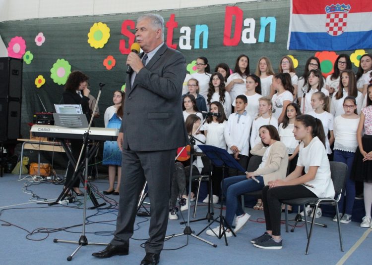 Druga osnovna škola Široki Brijeg: Proslavljen „Dan škole“