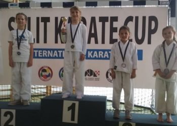 Karate Klub Široki osvojio 6 medalja u Splitu