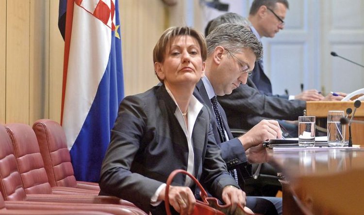 Martina Dalić podnijela ostavku, Plenković ju prihvatio