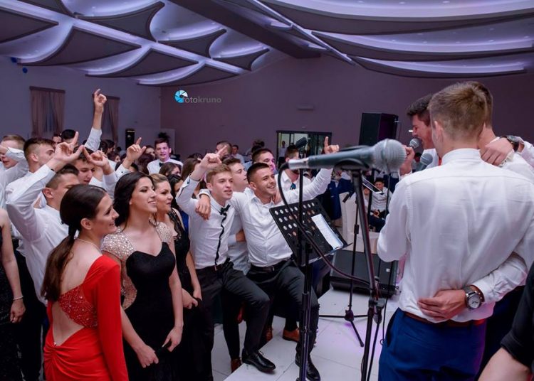 Nove fotografije maturalne zabave SSŠ Široki Brijeg