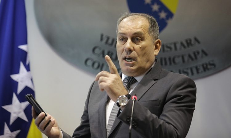 Mektić: BiH ne može zaustaviti migrante