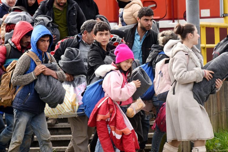 Migranti sve češće preko ZHŽ-a i Banje Luke žele do EU-a