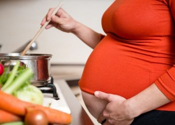Ovih sedam namirnica trudnice bi trebale izbjegavati