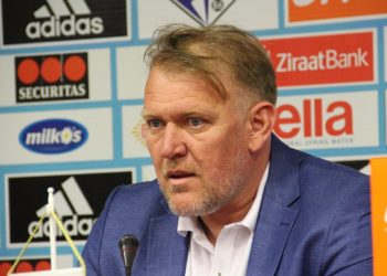 Prosinečki objavio popis za utakmicu protiv Crne Gore i Južne Koreje