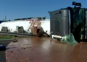 Tone tekuće čokolade curile iz prevrnute cisterne