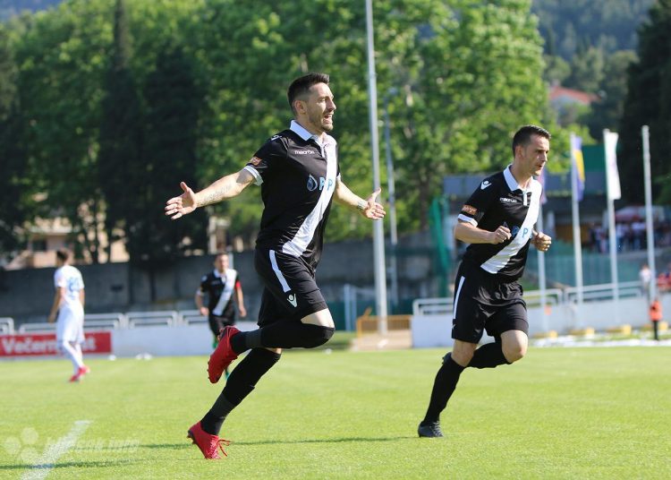 Zrinjski isprašio Krupu za kraj sezone i veliku proslavu titule