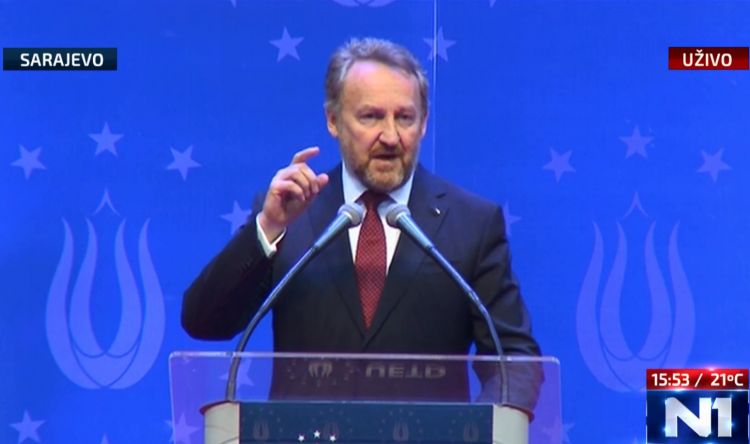 Izetbegović euforično poručio Turcima: Bog vam je poslao Erdogana, podržite ga!