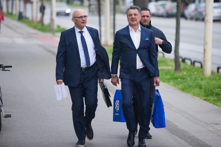 Kinezi žele kupiti Dinamo! U početku bi ostavili Mamićeve ljude u klubu