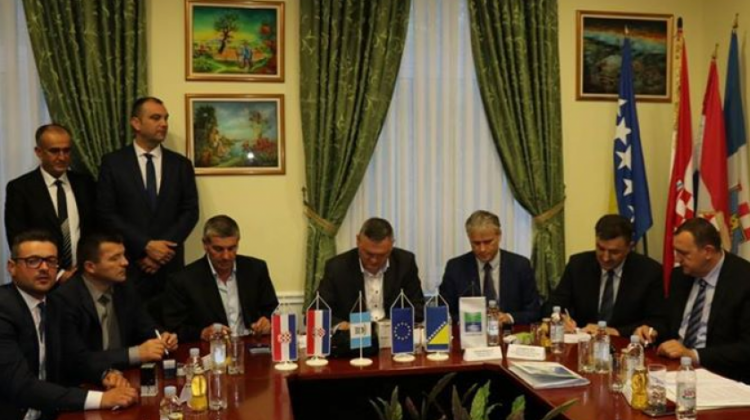 U Ljubuškom svečano potpisani ugovori o isporuci vode