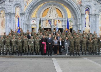 Čović i Pendeš na vojno-redarstvenom hodočašću u Lourdesu