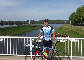 Radišićanin Pero Primorac biciklom iz Prevlake stigao u Vukovar