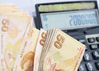 Turska na rubu financijskog sloma