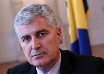 Čović: Bošnjačka strana koči proces, želi izabrati oba član Predsjedništva