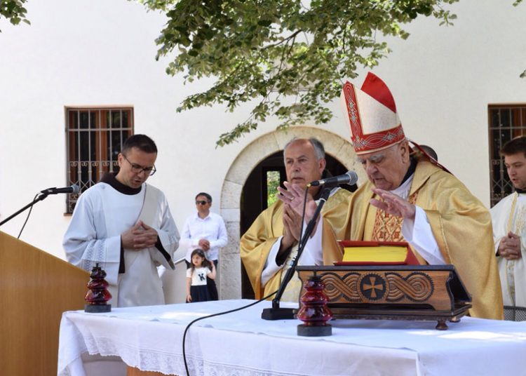 Široki Brijeg: 232 mladih župljana primilo sakrament Svete potvrde