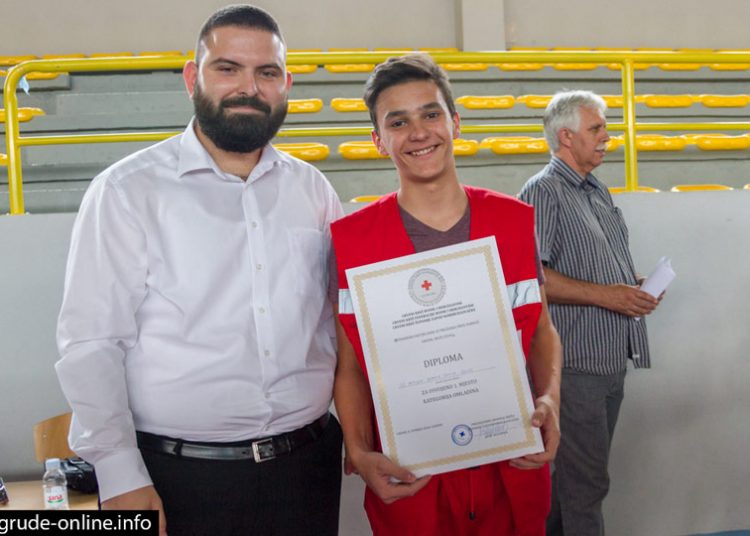 Širokobriježanima 1. i 2. mjesto na Županijskom natjecanju iz pružanja prve pomoći
